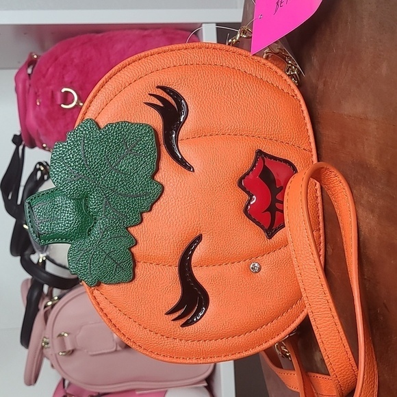 NWT Betsy Johnson small punkin crossbody - Picture 2 of 7